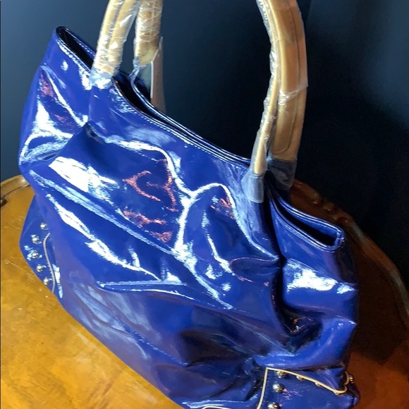 Kenneth Cole Reaction tote - Picture 5 of 8